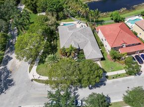 Undisclosed Address #A11861426, Weston FL 33327