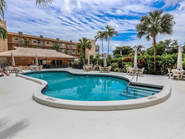 2145 Pierce St 421, Hollywood FL 33020
