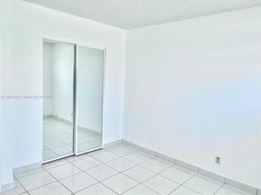 2145 Pierce St 421, Hollywood FL 33020