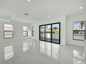 1427 SW 23rd St, Fort Lauderdale FL 33315