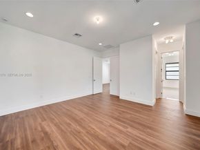 1427 SW 23rd St, Fort Lauderdale FL 33315