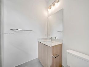 1427 SW 23rd St, Fort Lauderdale FL 33315