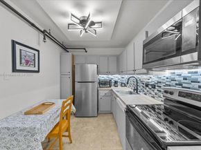 20515 E Country Club Dr 746, Aventura FL 33180