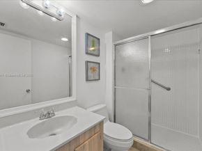 20515 E Country Club Dr 746, Aventura FL 33180