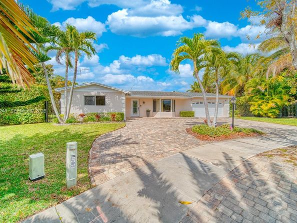 10641 SW 99th Ter, Miami FL 33176