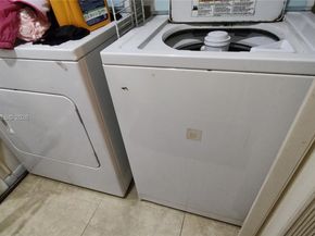 8199 NW 8th Mnr 1, Plantation FL 33324