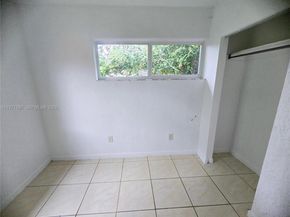 1436 NW 51st Ter, Miami FL 33142