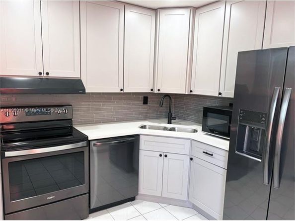 5812 NW 16 Street 29, Lauderhill FL 33313