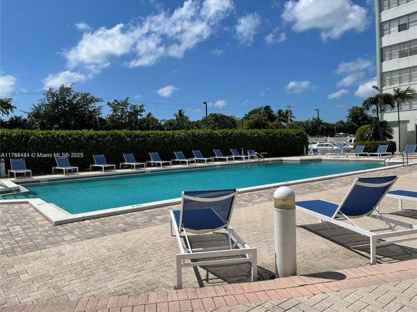 2150 Sans Souci Blvd A1008, North Miami FL 33181