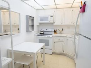 2150 Sans Souci Blvd A1008, North Miami FL 33181