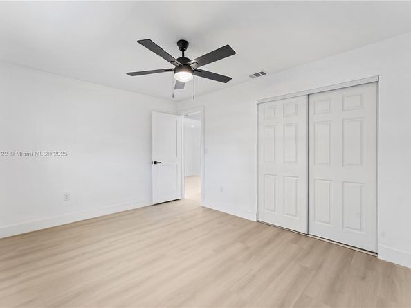2600 NW 68th Way, Sunrise FL 33313