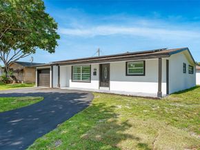 2600 NW 68th Way, Sunrise FL 33313