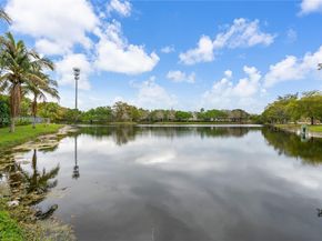 16623 Waters Edge Dr, Weston FL 33326