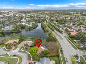 16623 Waters Edge Dr, Weston FL 33326