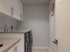 6201 SW 36th St, Miami FL 33155