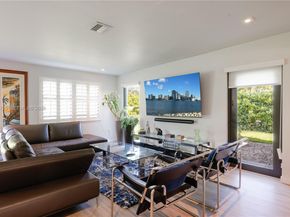 6201 SW 36th St, Miami FL 33155