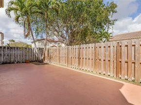 16323 SW 97th St, Miami FL 33196