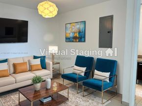 185 SW 7th St 3704, Miami FL 33130
