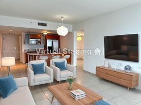 185 SW 7th St 3704, Miami FL 33130