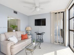 600 Parkview Dr 601, Hallandale Beach FL 33009