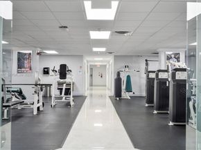 600 Parkview Dr 601, Hallandale Beach FL 33009