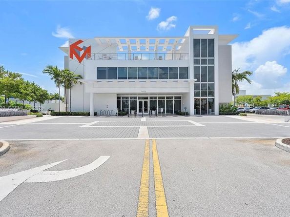 6611 NW 102nd Path, Doral FL 33178