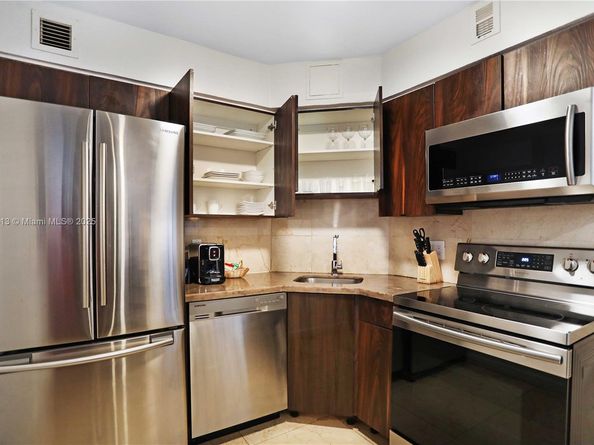 5225 Collins Ave 1216, Miami Beach FL 33140