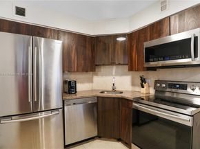 5225 Collins Ave 1216, Miami Beach FL 33140