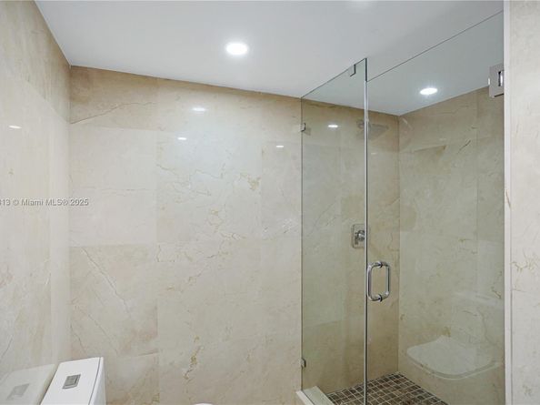 5225 Collins Ave 1216, Miami Beach FL 33140