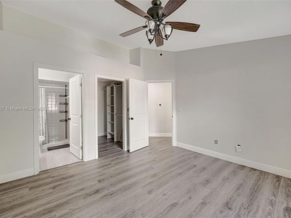 15224 SW 111th St, Miami FL 33196