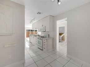 15224 SW 111th St, Miami FL 33196