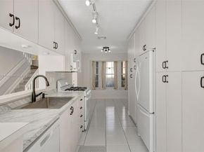 15224 SW 111th St, Miami FL 33196