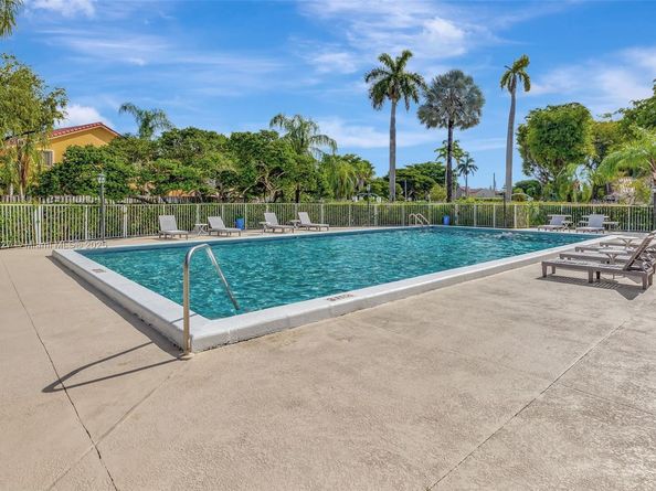15224 SW 111th St, Miami FL 33196
