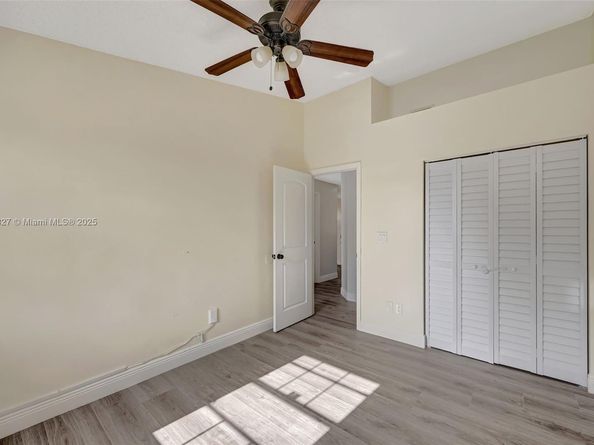 15224 SW 111th St, Miami FL 33196