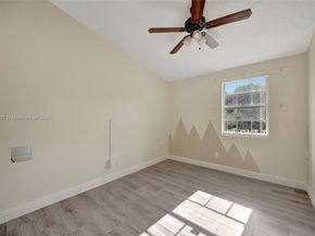 15224 SW 111th St, Miami FL 33196