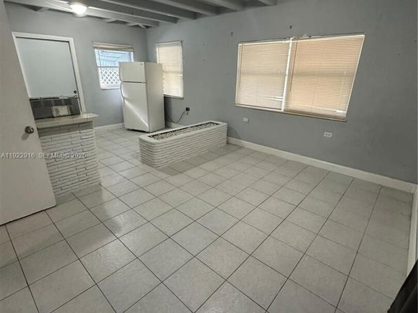 2304 NE 135th Ln, North Miami Beach FL 33181