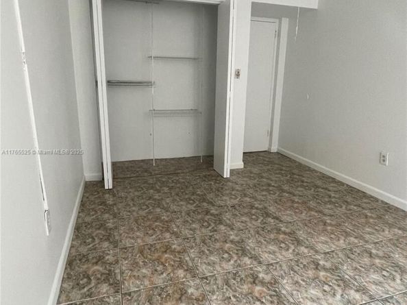 1800 Sans Souci Blvd 107, North Miami FL 33181