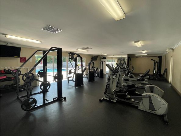 1800 Sans Souci Blvd 107, North Miami FL 33181