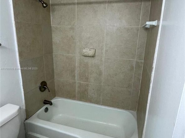 1800 Sans Souci Blvd 107, North Miami FL 33181