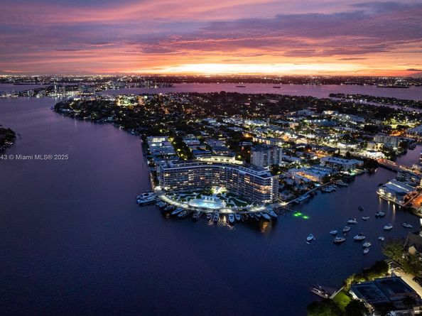 900 Bay Dr 702/704, Miami Beach FL 33141