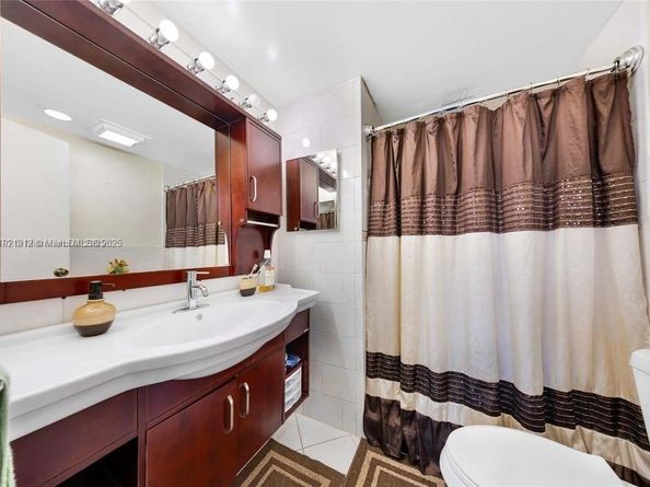 Undisclosed Address #A11921812, Lauderdale Lakes FL 33311