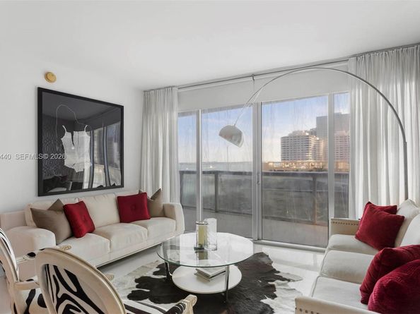 495 Brickell Ave 805, Miami FL 33131