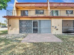 39 Ann Lee Ln 39, Tamarac FL 33319