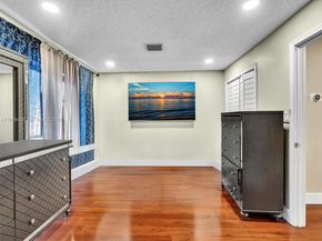 39 Ann Lee Ln 39, Tamarac FL 33319