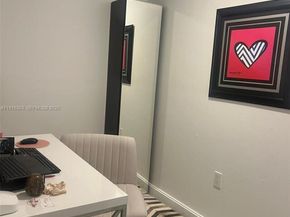 55 SW 9th St 2610, Miami FL 33130