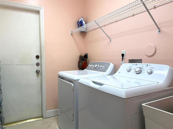 3881 SW 144th Ter, Miramar FL 33027