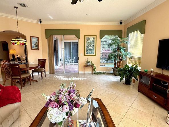 3881 SW 144th Ter, Miramar FL 33027