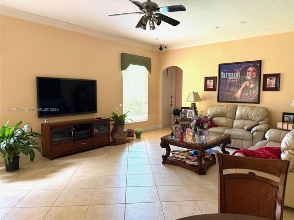 3881 SW 144th Ter, Miramar FL 33027