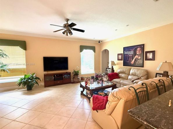 3881 SW 144th Ter, Miramar FL 33027