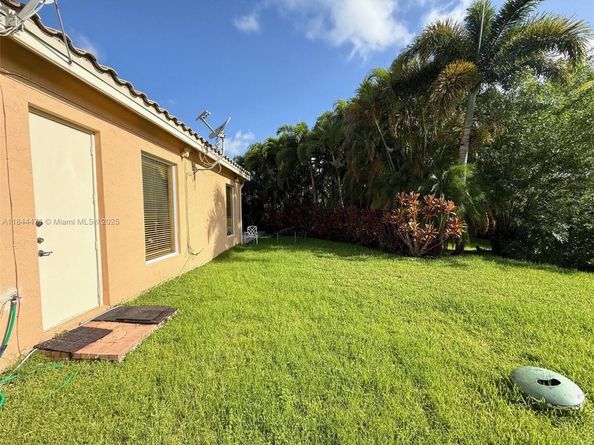 3881 SW 144th Ter, Miramar FL 33027